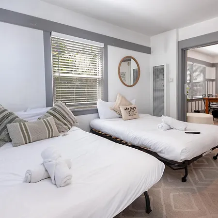 Surfside Stay 2Br With Queen Beds In Venice